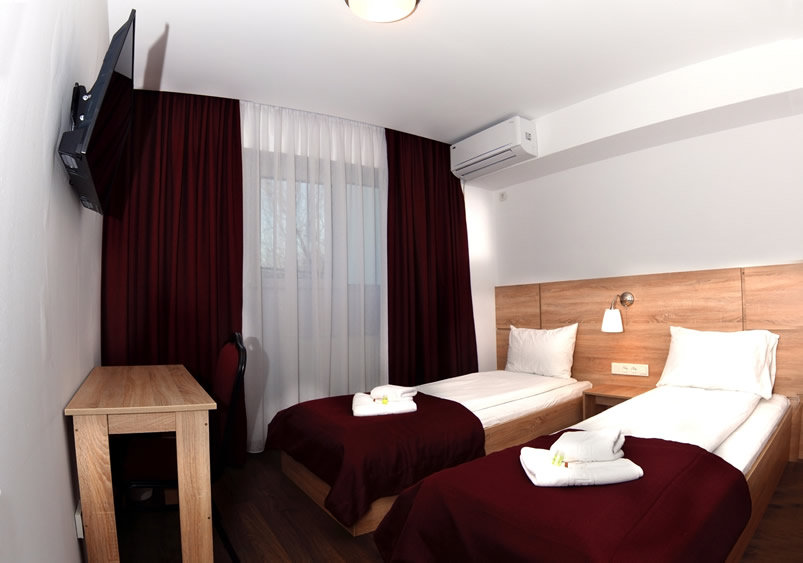 Twin in regim single